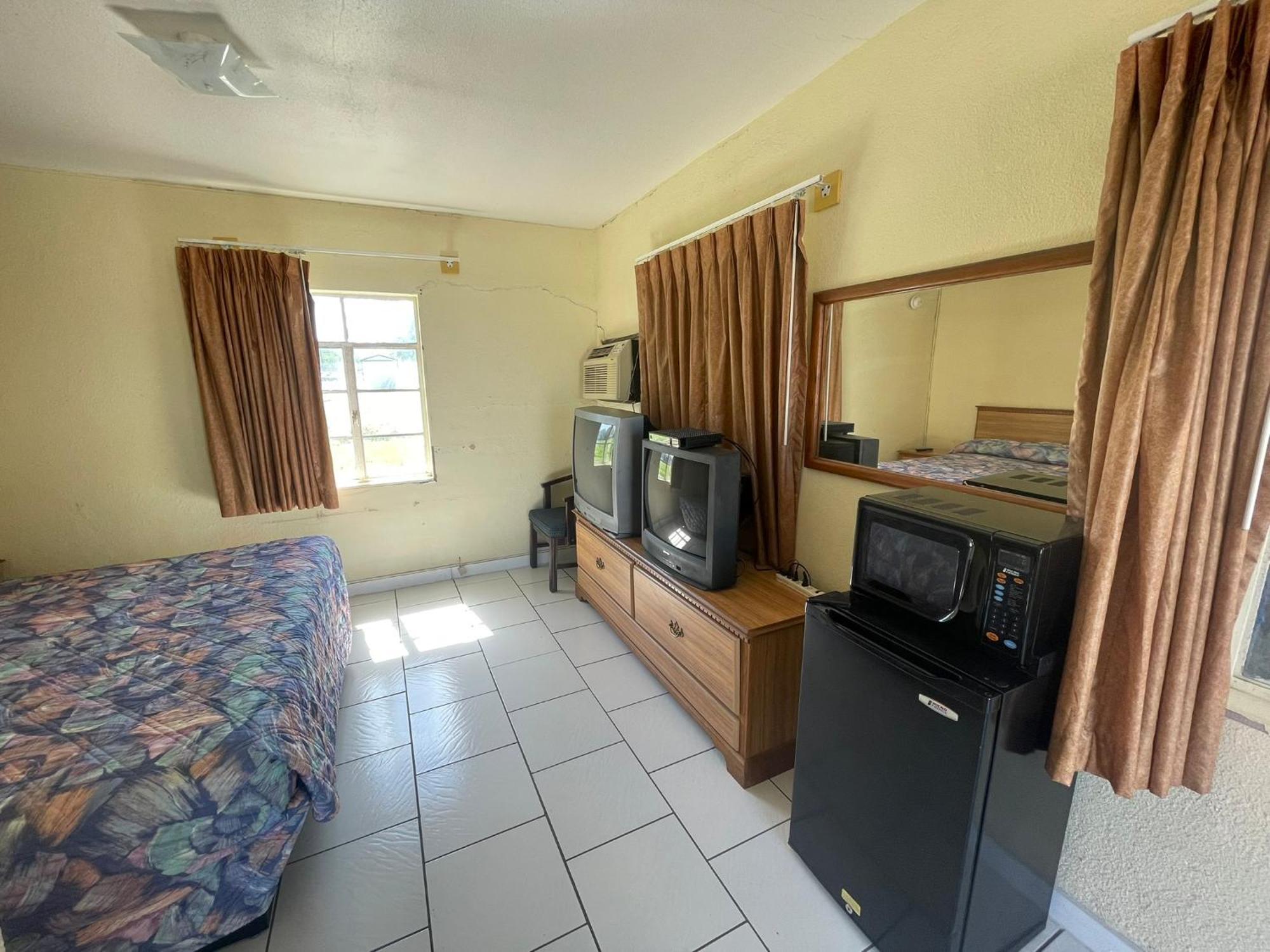 Bel-Air Motel Alice Bagian luar foto